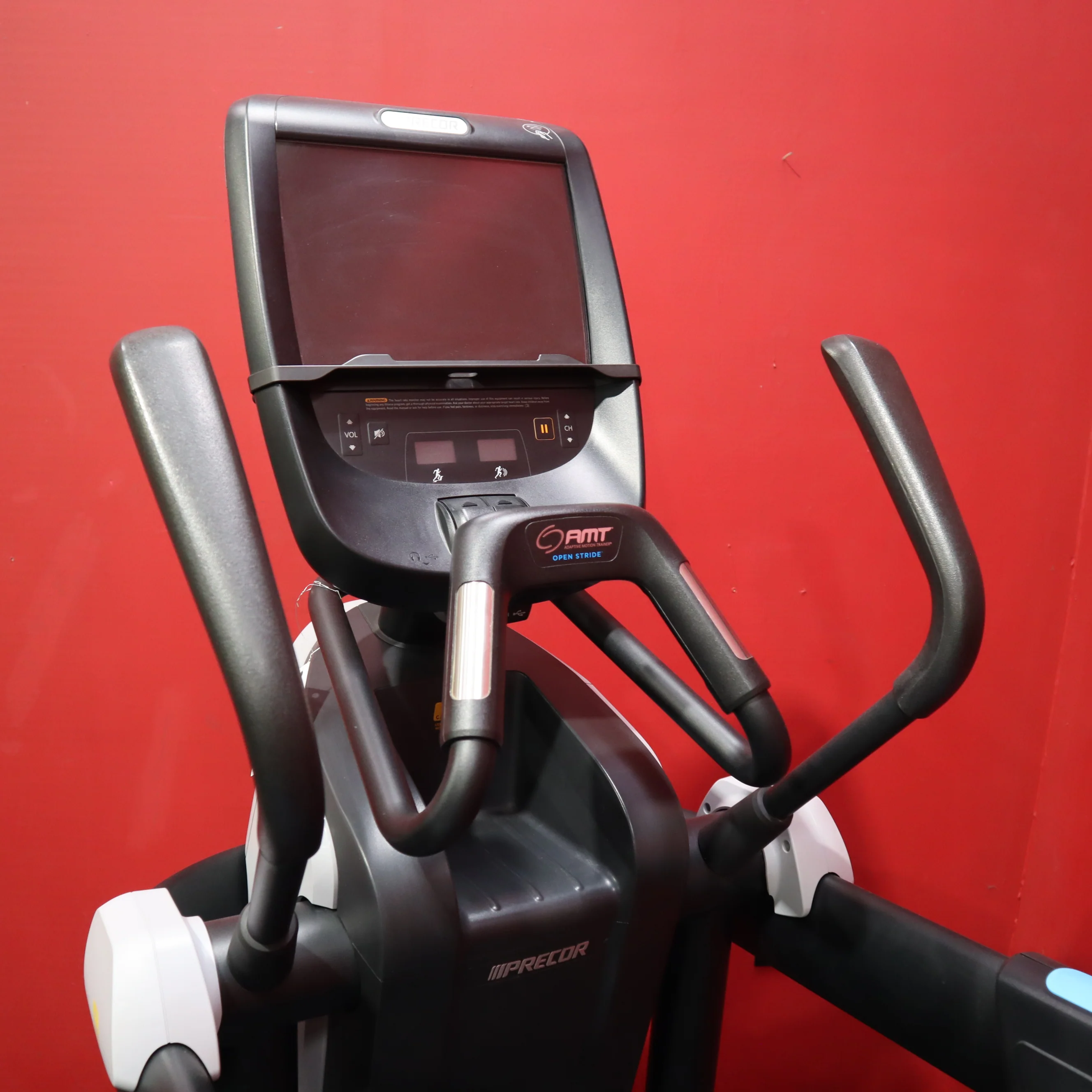 Precor AMT-12 885 Adaptive Motion Trainer w/ P82 Console (Remanufactured) - Image 5