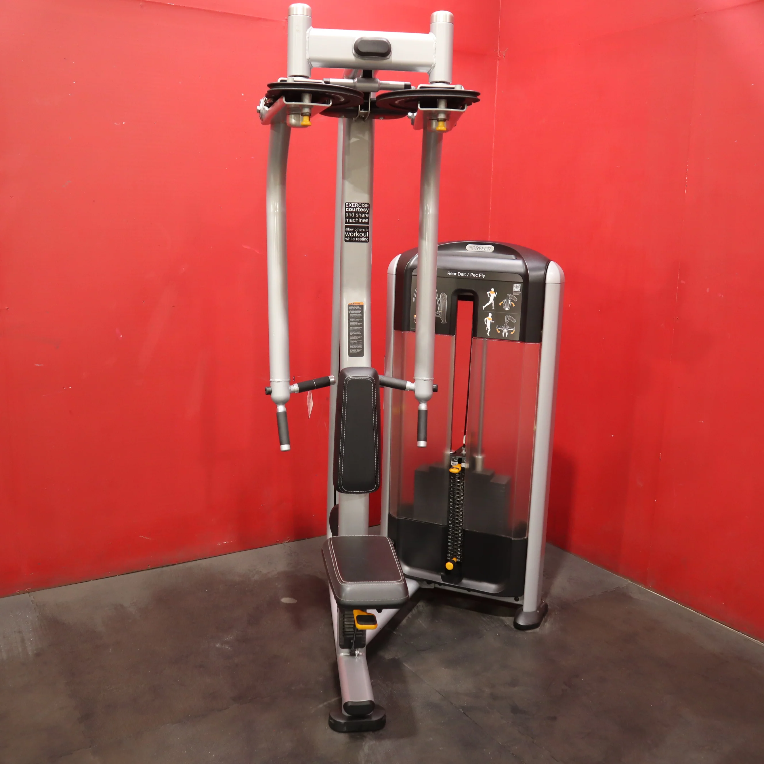 Precor Discovery Series Rear Delt/Pec Fly (Remanufactured) - Image 3